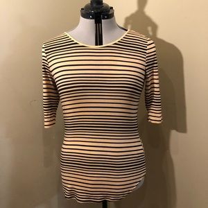 Elbow-Sleeve Form-fitting Striped T-Shirt